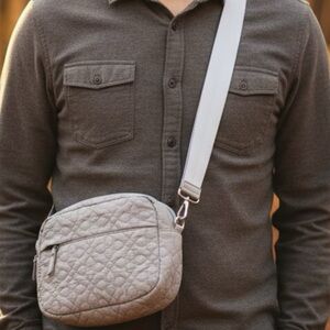 💯 Authentic Beautiful Shambhala Quilted Grey Crossbody Bag. Adjustable